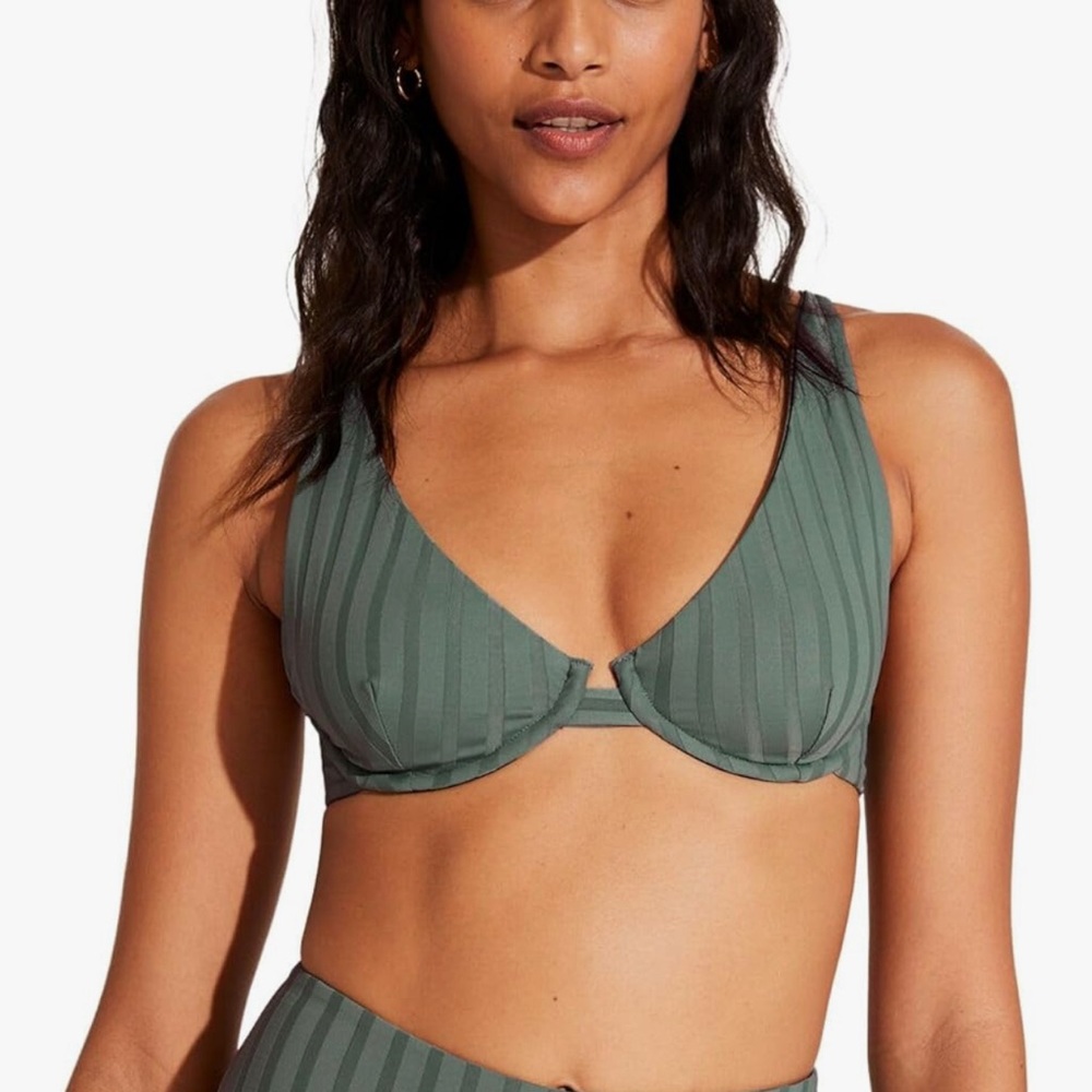 Vitamin A Rossi Halter Underwire Top Size L